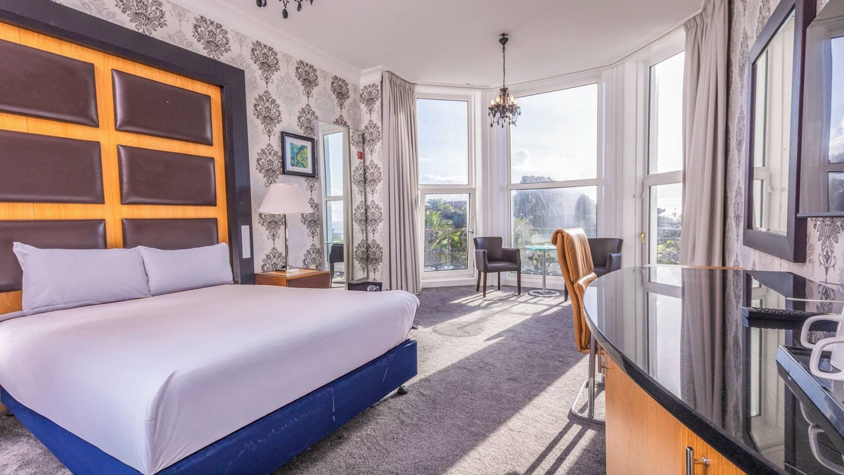 Eastbourne Seafront Hotel | Citrus Hotel Eastbourne by Compass Hospitality
