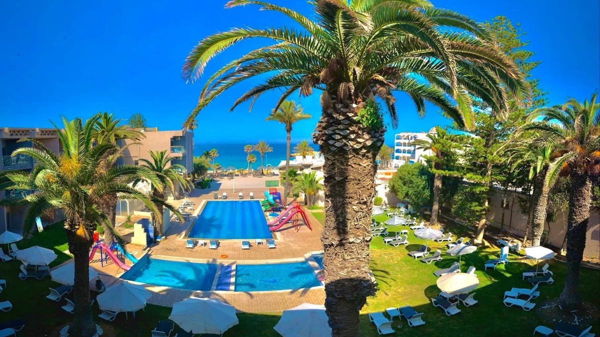 Ksar Hellal Hotel | City Beach Esplanade Monastir