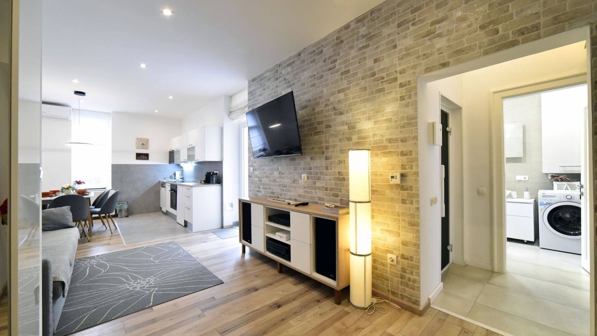 Zagreb Apartment | City center luxery spa apartment (WiFi, parking, center)