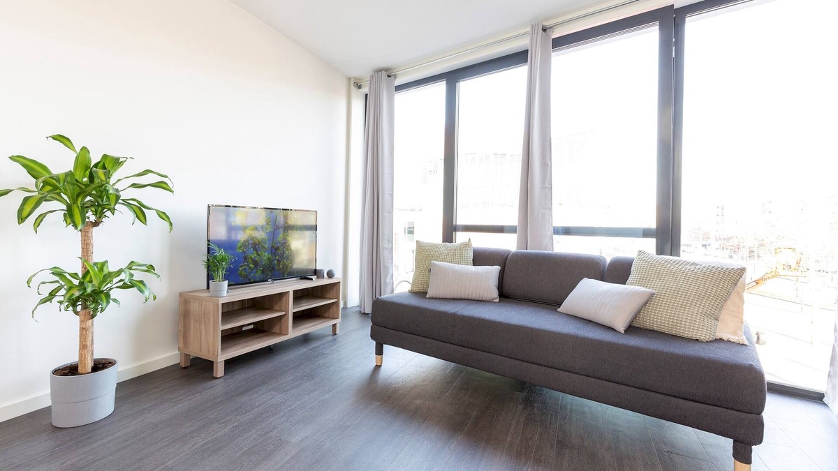 Delft Apartment | City Center Penthouse w/Balcony open View 20F