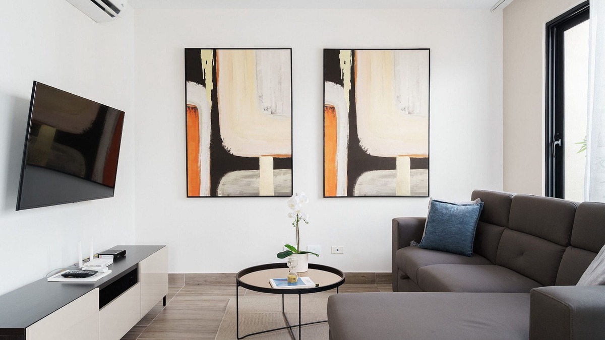 Downtown Santo Domingo Condo | City Getaway W/Pool in Regatta Living By YellowKey