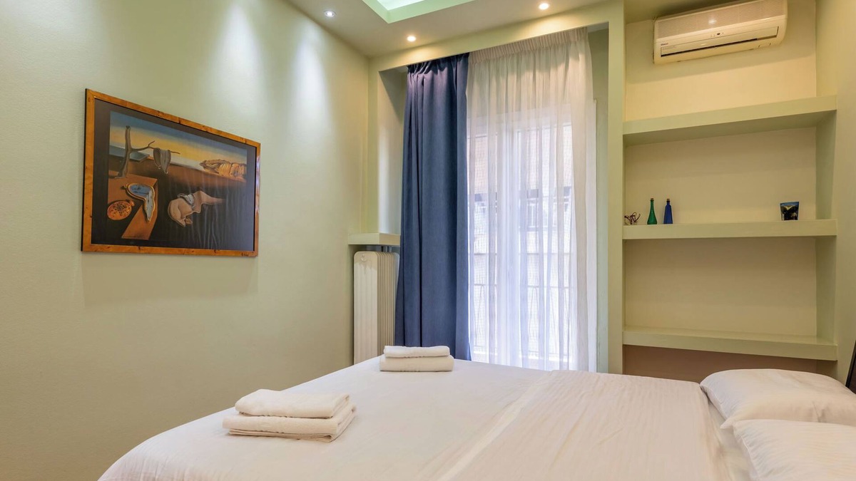 Ampelokipoi Apartment | City Haven: 1 BR apartment, Central Athens