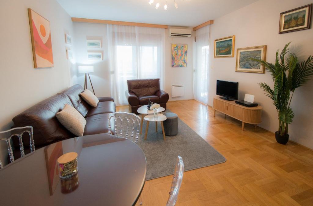 Podgorica Apartment | City Nest apartment