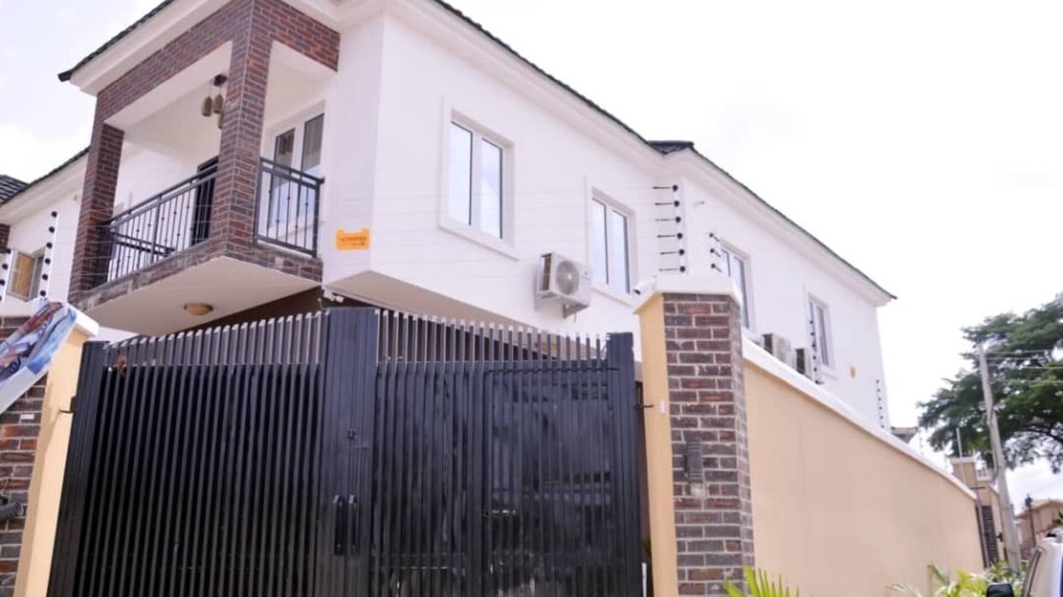Ajah Hotel | City Nest Hotel