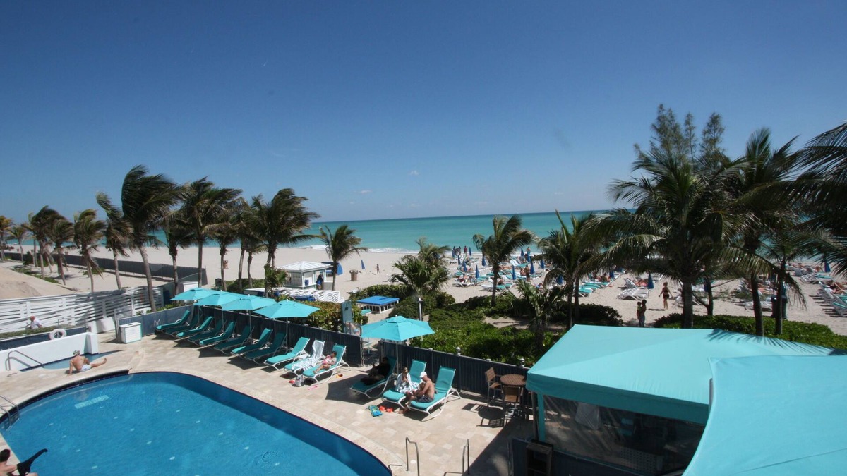 Sunny Isles Beach Resort | City & Ocean Views. 2 bedrooms 3 bathrooms. Oceanfront Bldg. Sunny Isles Bch, FL