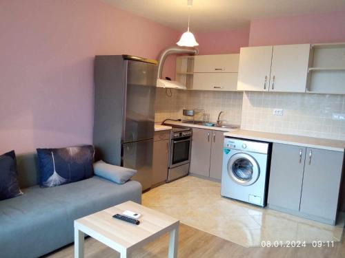 Odesos Apartment | CITY STAY in Varna 2