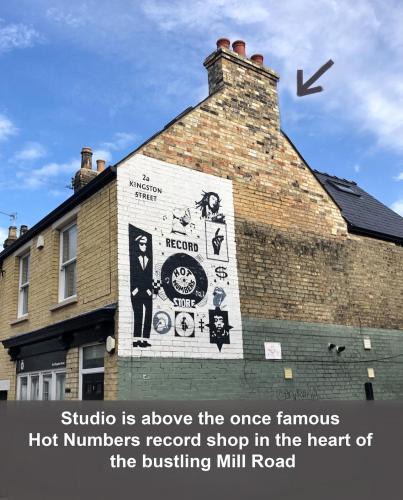 Mill Road Apartment | City Studio - Best Location For Exploring Cambridge - Walk to Station and City Centre
