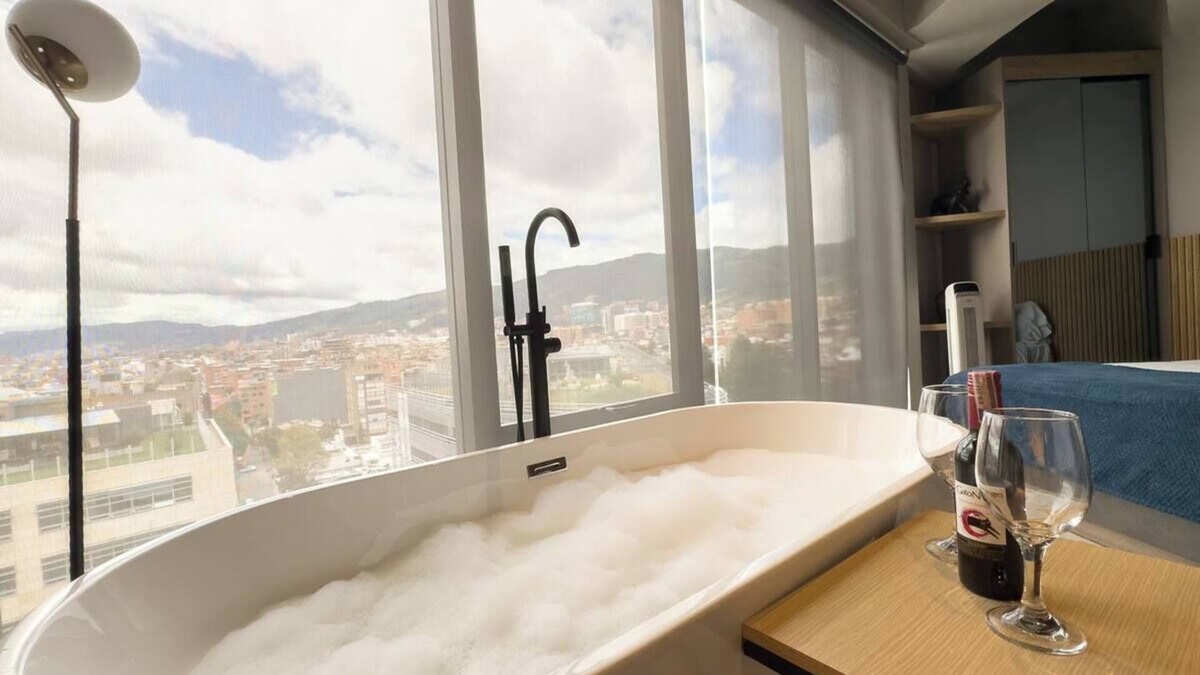 Chico Norte Apartment | City View-600MB- Sauna - POOL - WD - Luxury - Park93