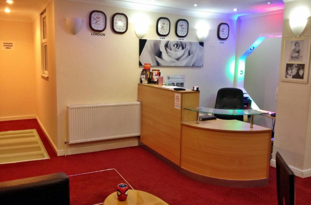Bow Hotel | City View Hotel - Roman Road Market