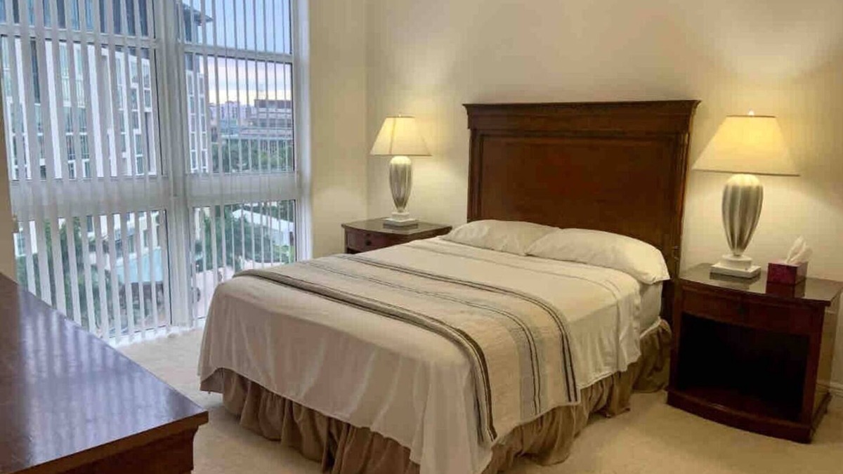 Downtown West Palm Beach Condo | CityPlace Luxury Turnkey 2-Bdrm, 2-Bathroom Apt in the Heart of Downtown WPB