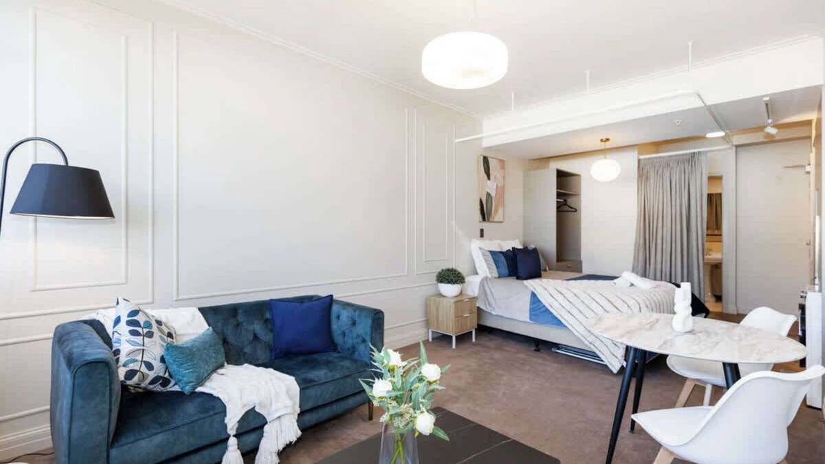 Te Aro Apartment | Cityview Studio - Heart of Te Aro - Sleeps 2
