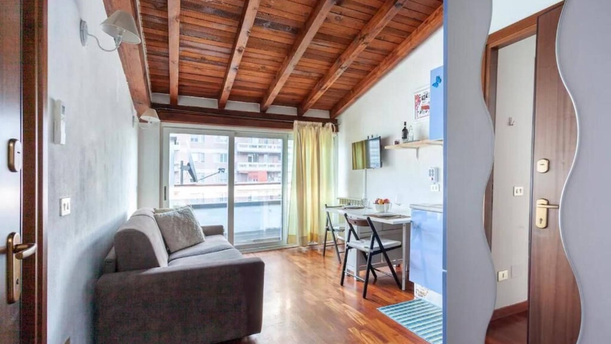Vigentino Apartment | Civico288-Romantic Attic near IEO-BOCCONI-F.PRADA