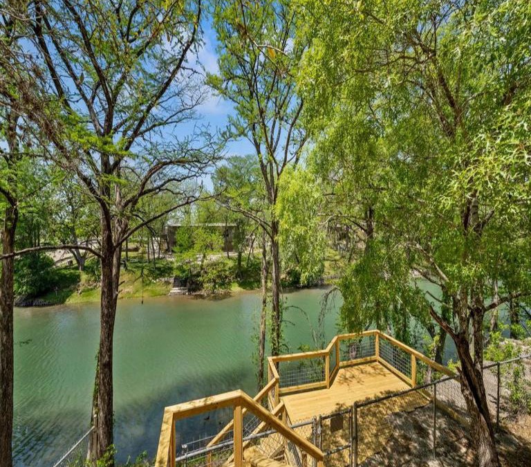 Canyon Lake House | CL 954 River Cliff Retreat