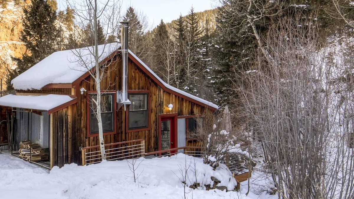 Idaho Springs Cabin | Claimjumper Creekside Cabin Retreat
