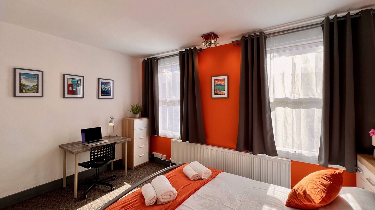 Higham Hill House | Clarence House MyShortLets