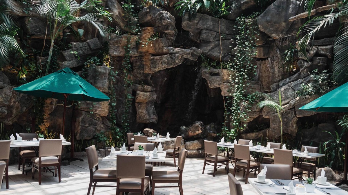 Zona 10 Hotel | Clarion Suites Guatemala City