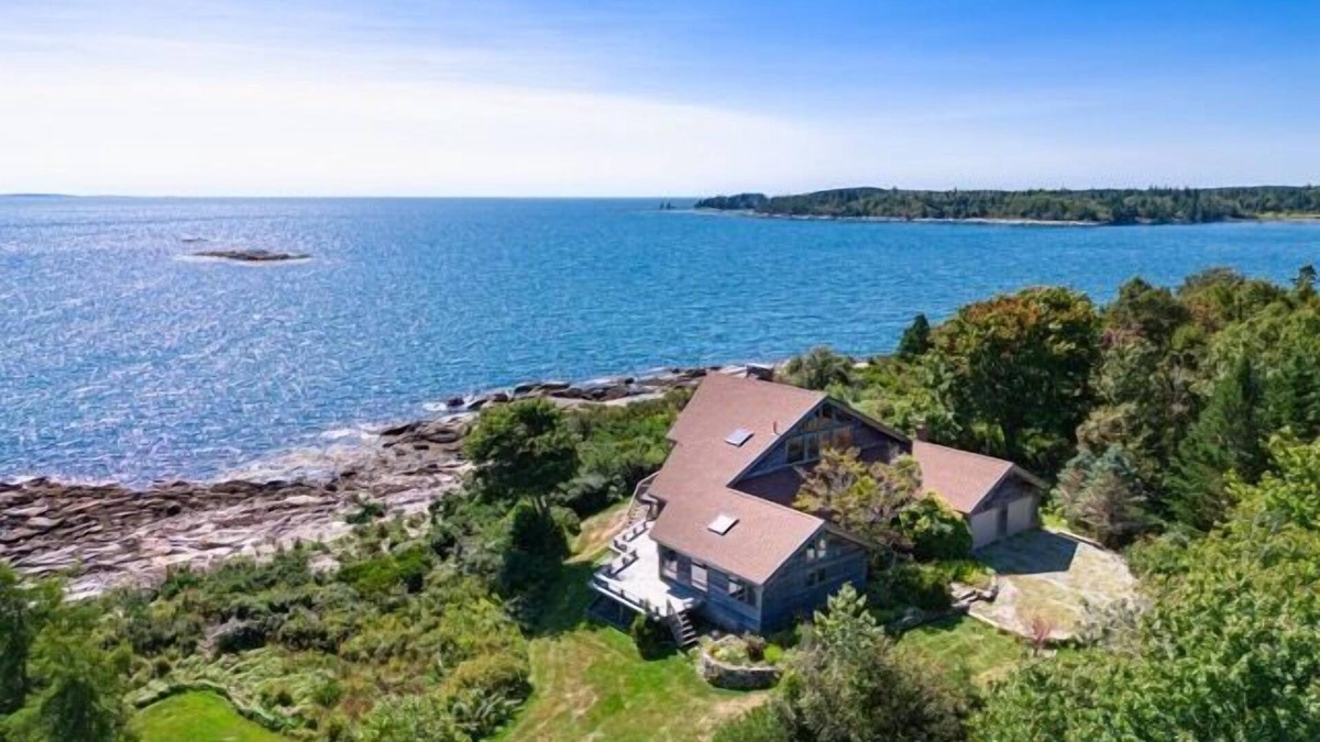 Tenants Harbor House | Clark Point Cottage, ocean access, panoramic views