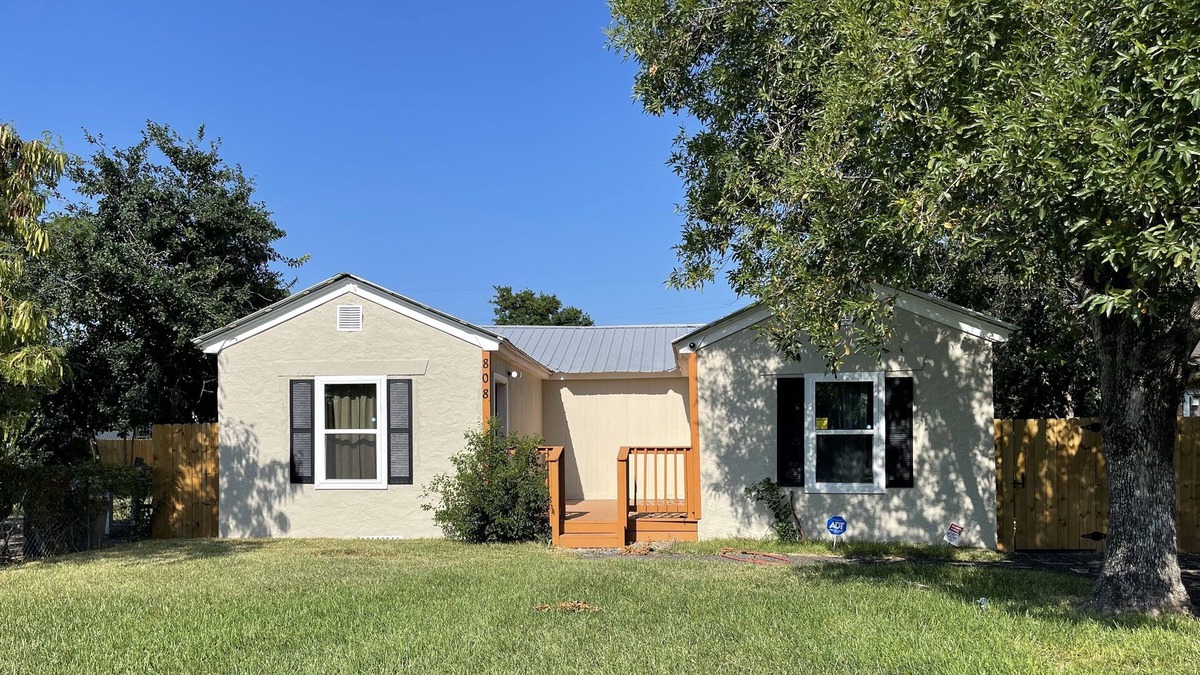 Harlingen House | Classic American Home
