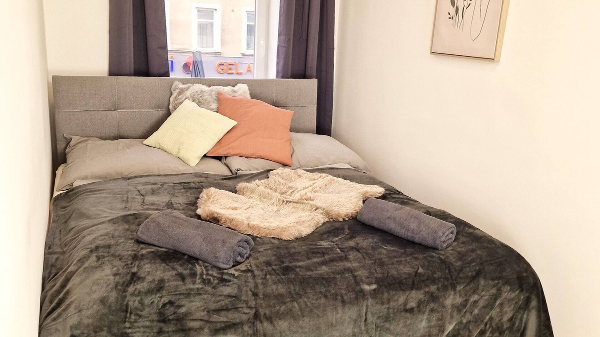 Favoriten Apartment | Classic apartment 5 minutes from the main train station
