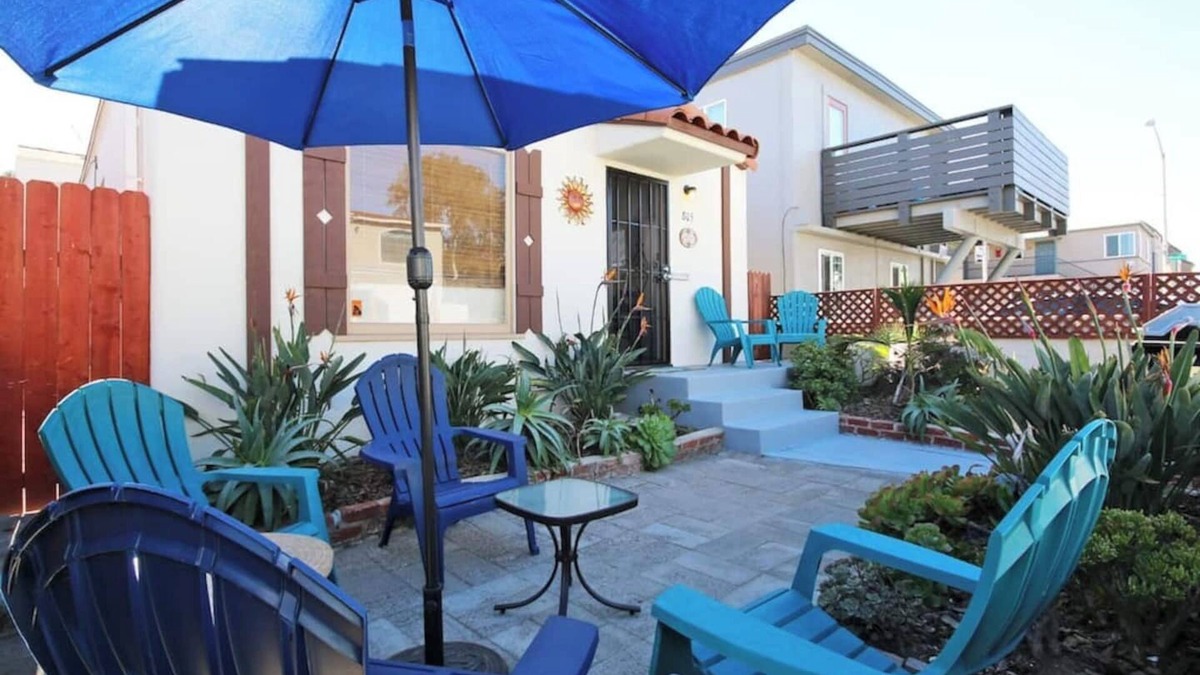 Central Mission Beach Cottage | Classic Beach Cottage Steps to Sand + A/C & Garage