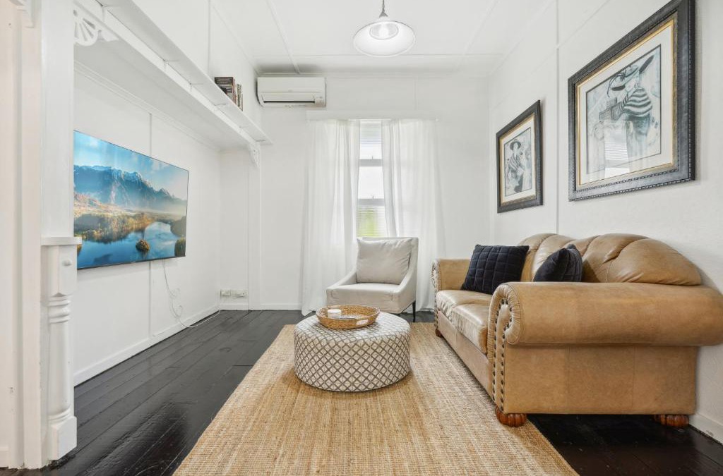 Nundah House | Classic Charm 3-Bed Family Home by Oxenham Park