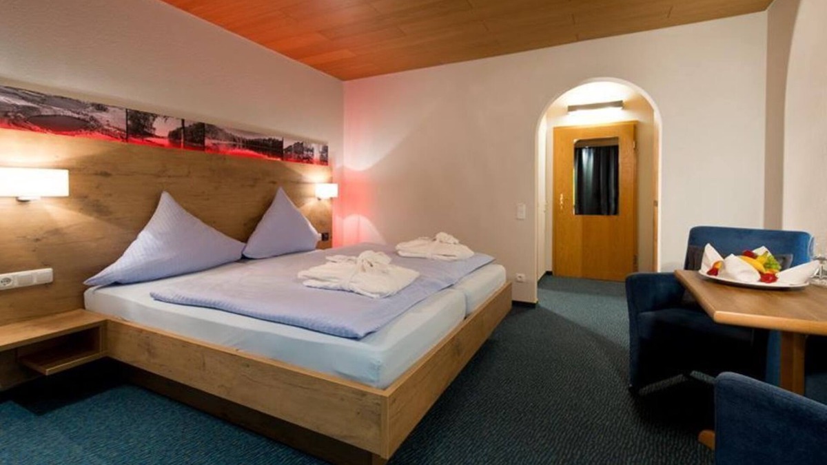Gerolstein House | Classic Panorama Double Room - Seehotel am Stausee