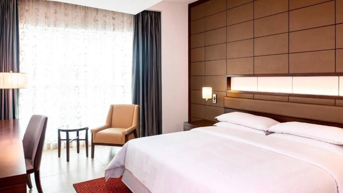 Al Qasimia Apartment | Classic Room Guest Room King Near Ittihad Park