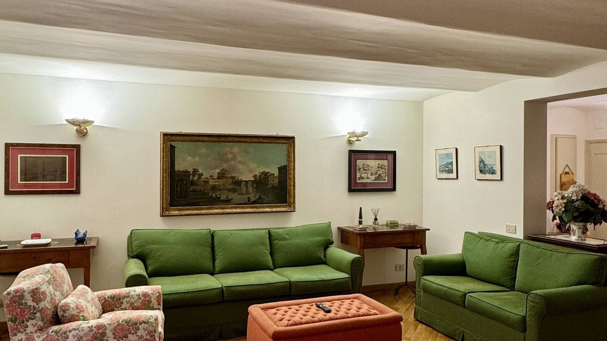 Rione V Ponte Apartment | Classica ed Elegante al Pantheon