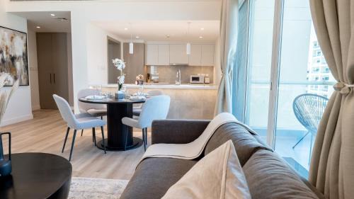 The Greens Apartment | Classy 1 BR Apartment in Greens