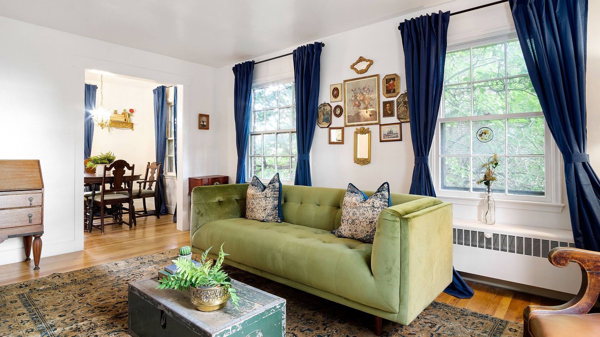 East Central Apartment | Classy 1BD near U of U - 1 mile/fast WI-FI