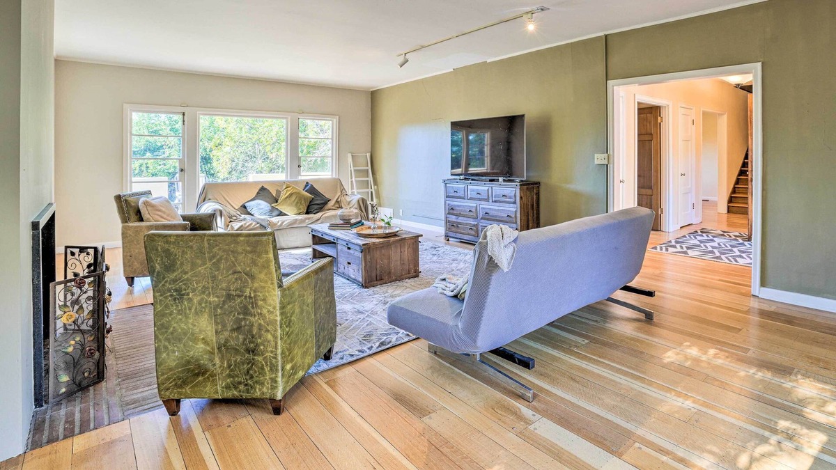 Berkeley Hills Cottage | Classy Berkeley Home w/ Views < 2 Mi to Dtwn!