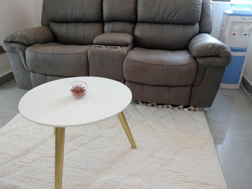 Kilimani Apartment | Classy Studio in Nairobi