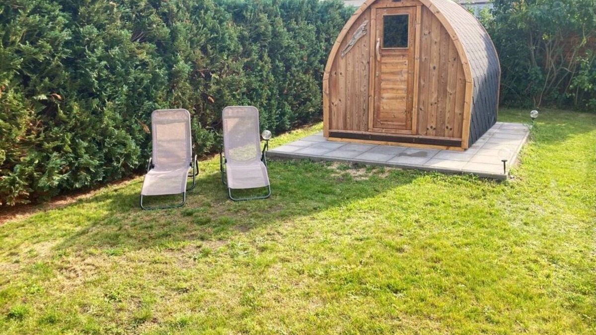 Tangermuende House | Clay house with sauna