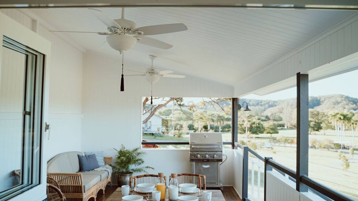 Tallebudgera Other | Clayfield House on acreage 10 minutes from beaches