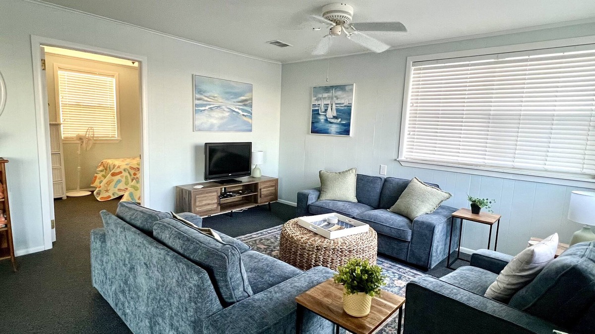 Fernandina Beach Cottage | CLEAN AND BRIGHT BEACHFRONT COTTAGE. PERFECT FOR SMALL FAMILIES!