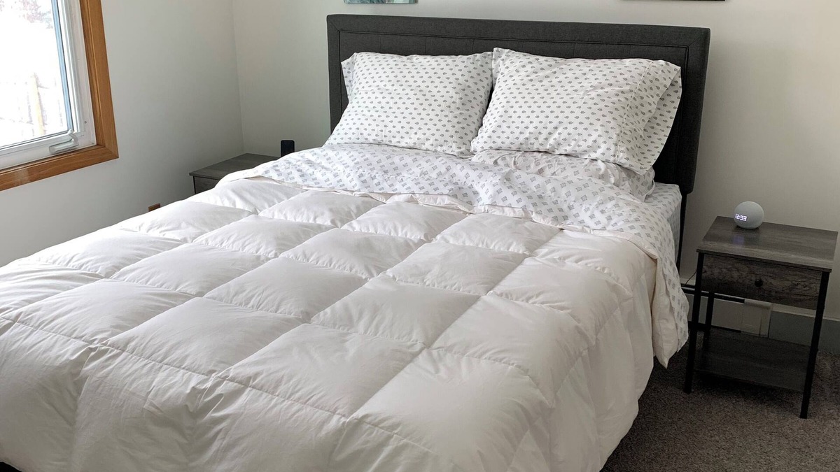 College House | Clean and Comfy House in great Fairbanks location