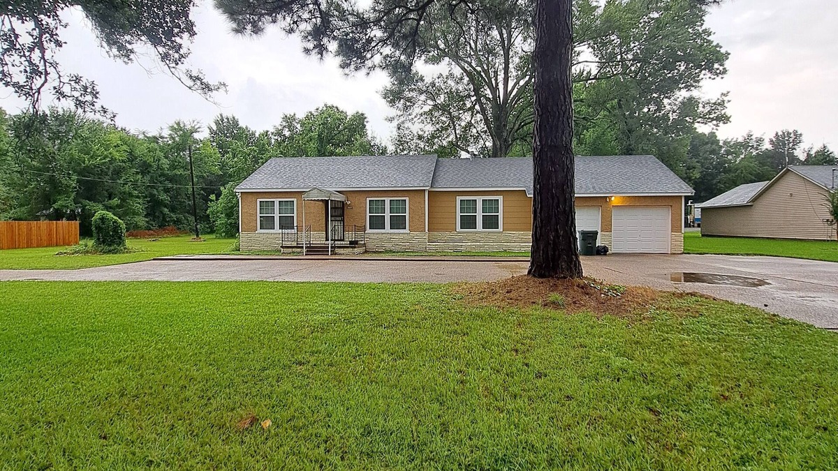 Shreveport House | Clean and Cozy Home Ready for Your Stay!