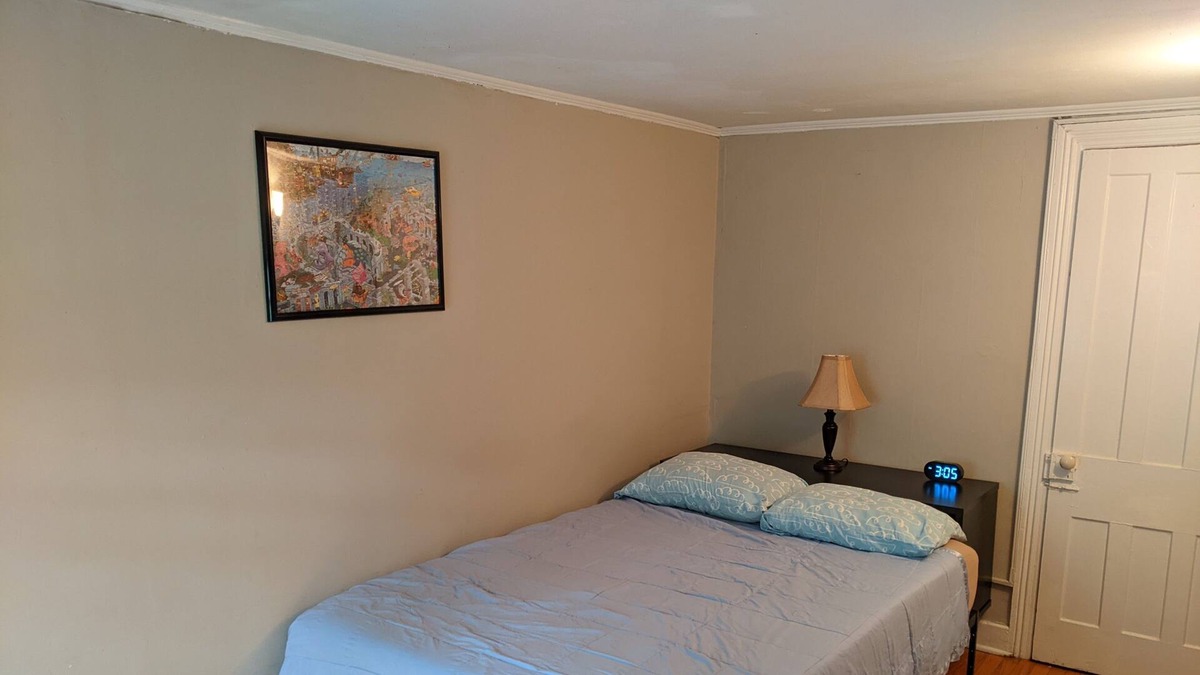 Skillman Apartment | Clean and