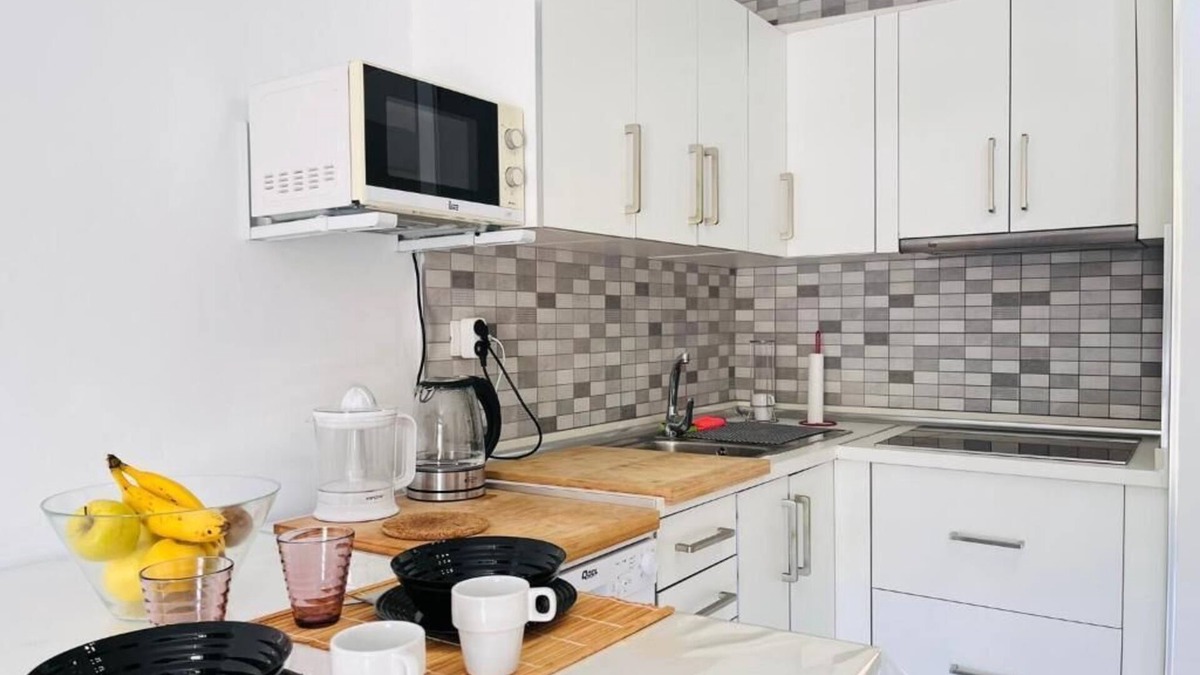 Aguas Buenas Apartment | Clean & Comfortable 2-bedroom apartment in Aguas Buenas with AC