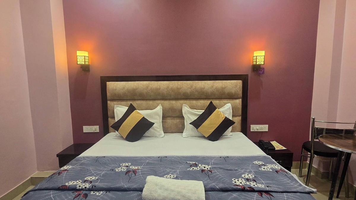 Varanasi House | Clean & peaceful hotel in the heart of the city
