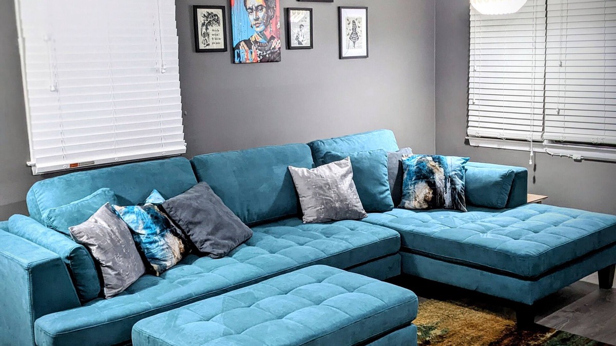 Milwaukee House | Clean Quiet Pet Friendly Traveler's Oasis near hospitals & airport