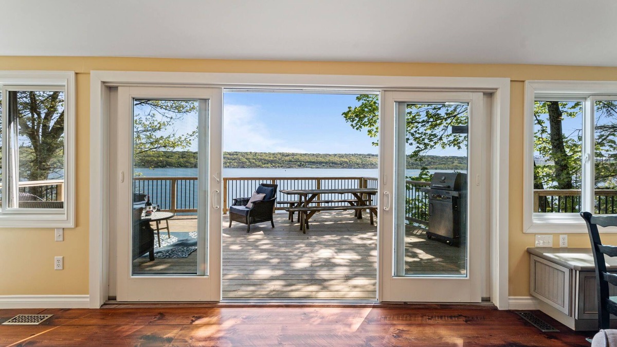 Northwest Ithaca House | Clean, Stylish, Well Maintained, Lakefront, Amazing Views, Pet Friendly, College