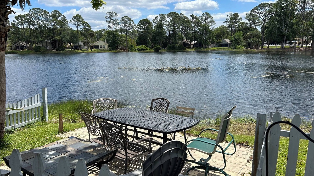 Sanford House | Clear Lake Front home near Orlando/Sanford SFB Boombah
