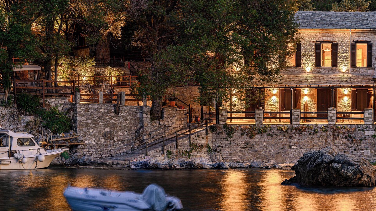 Damouchari House | Cleopatra's Miramare