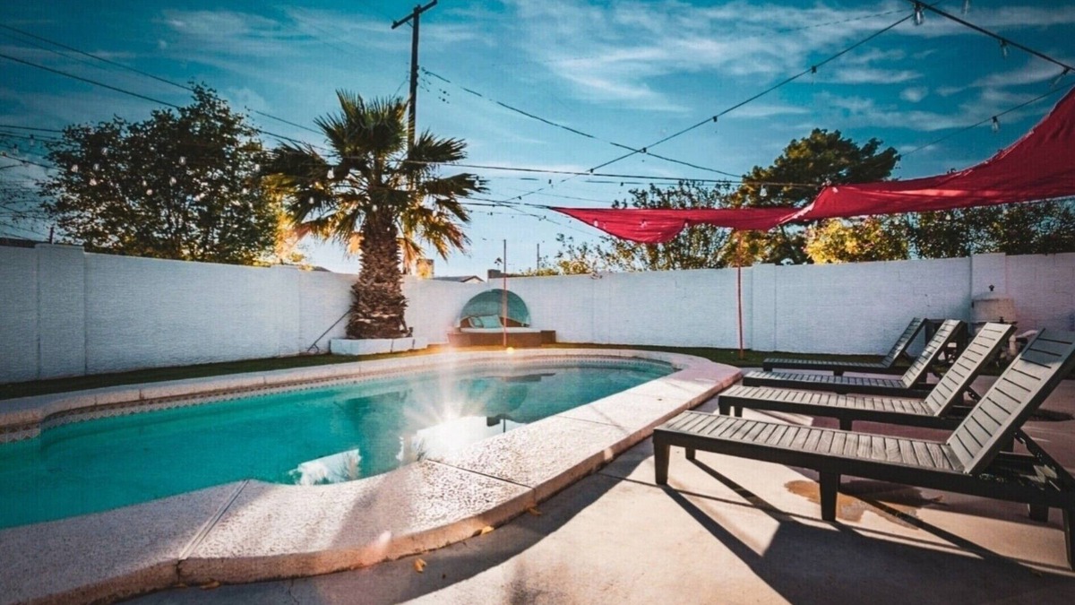 New Papago Parkway House | πππ Cleopatra πββοΈπ»πΎπΉ