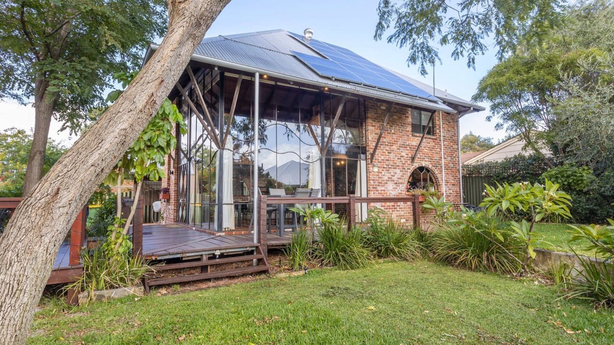 Palmyra Cottage | Cleopatras Enchanted Sanctuary
