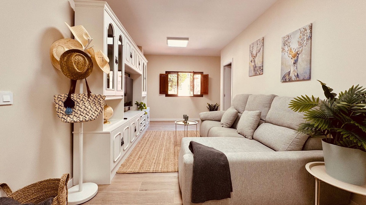 Vecindario Apartment | Click&Guest - Cosmópolis 1
