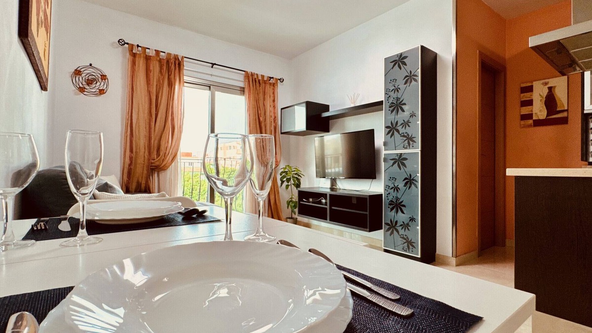 Vecindario Apartment | Click & Guest - Dulul Sueño