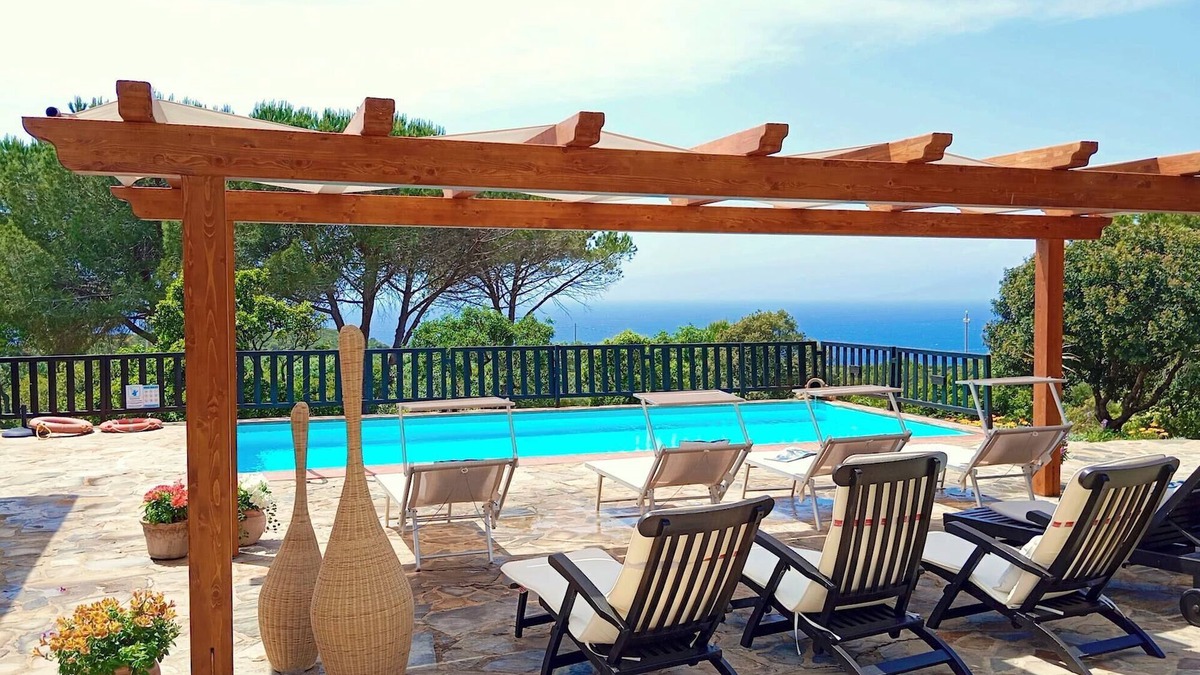 Alghero Villa | ClickSardegna Alghero Villa Barranch with stunning sea view and pool with A/C
