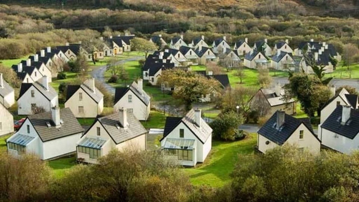Clifden House | Clifden Cottages Connemara County Galway